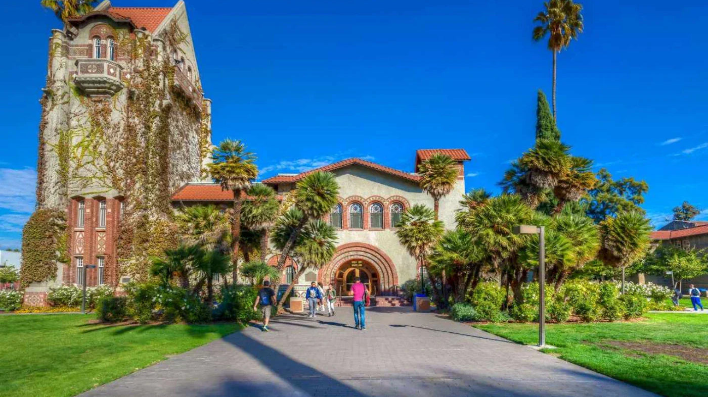 CAPGOWN | San Jose State University Undergraduates and Post Graduates Student Housing