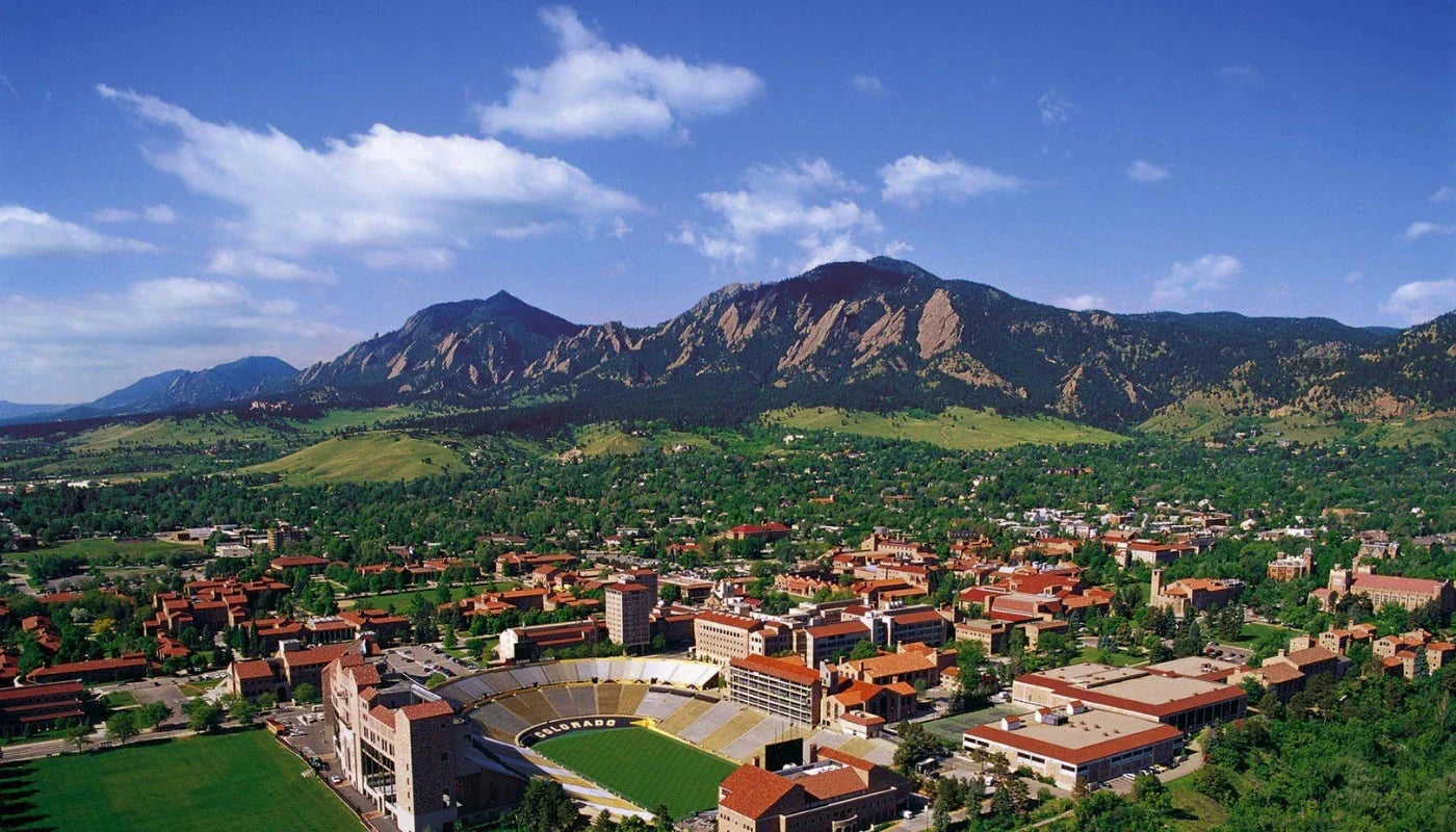 CAPGOWN | University of Colorado Boulder Undergraduates and Post Graduates Student Housing 