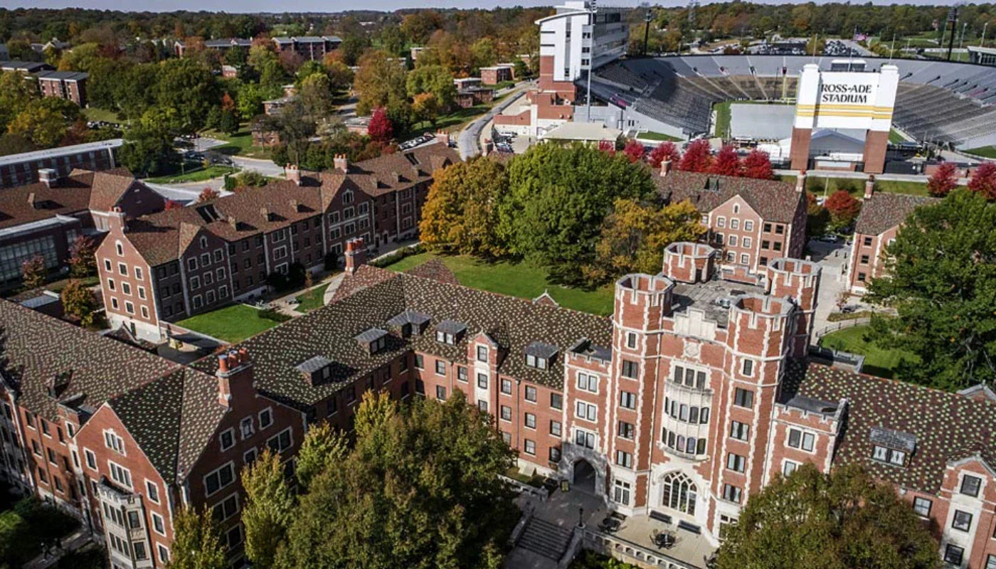 CAPGOWN | Purdue University Undergraduates and Post Graduates Student Housing 