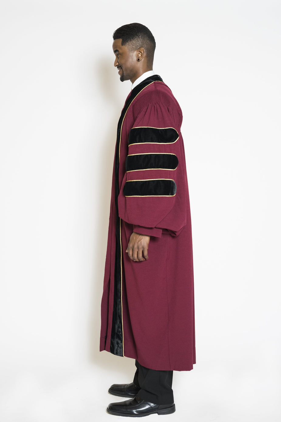 University of Minnesota PhD Regalia - Doctoral Gown, Hood, and Caps ...